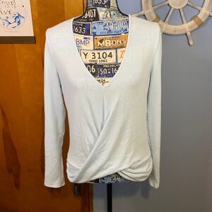 Juniper Blu Top size Medium